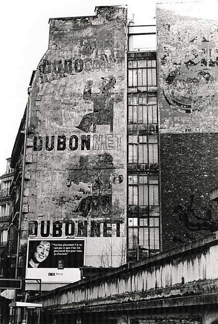 Dubonnet © 2002 wrg