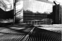 back of met © 2000 wrg